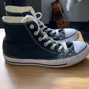 Black converse high tops